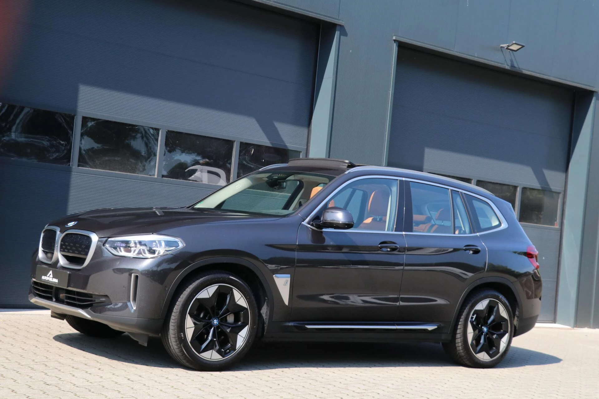 Hoofdafbeelding BMW iX3