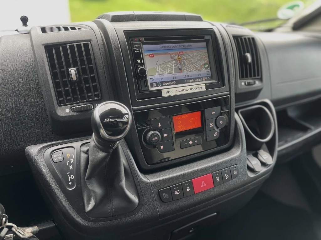 Hoofdafbeelding Dethleffs T7057 Eb 160pk Autom/lengte Bedden/airco