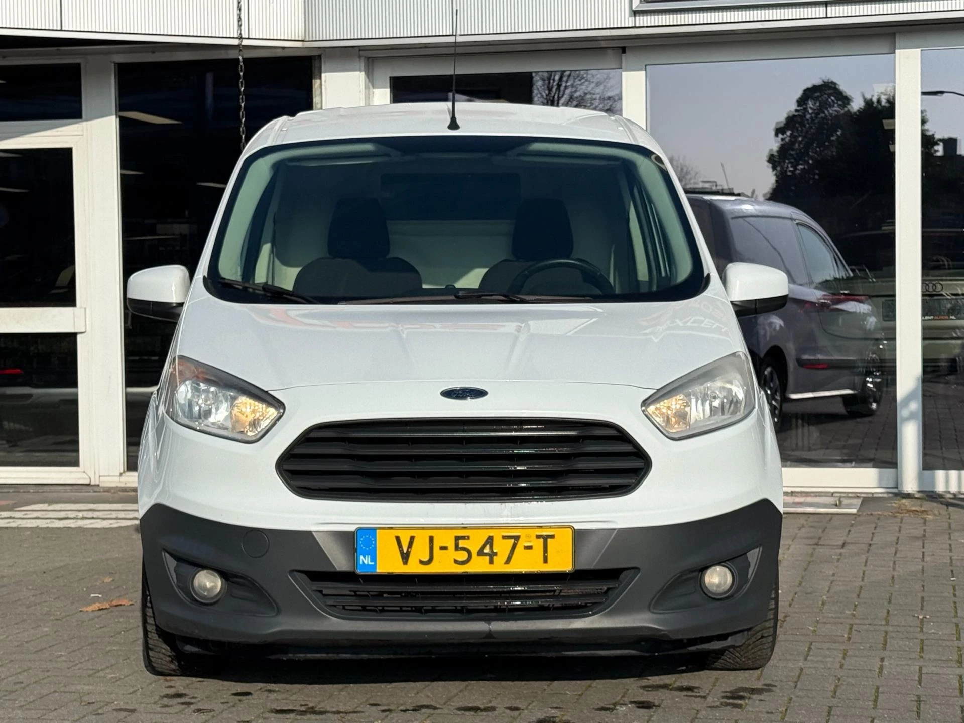 Hoofdafbeelding Ford Transit Courier