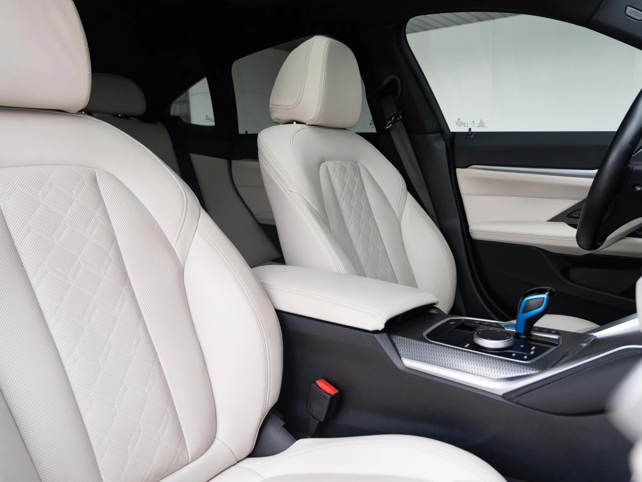 Hoofdafbeelding BMW i4