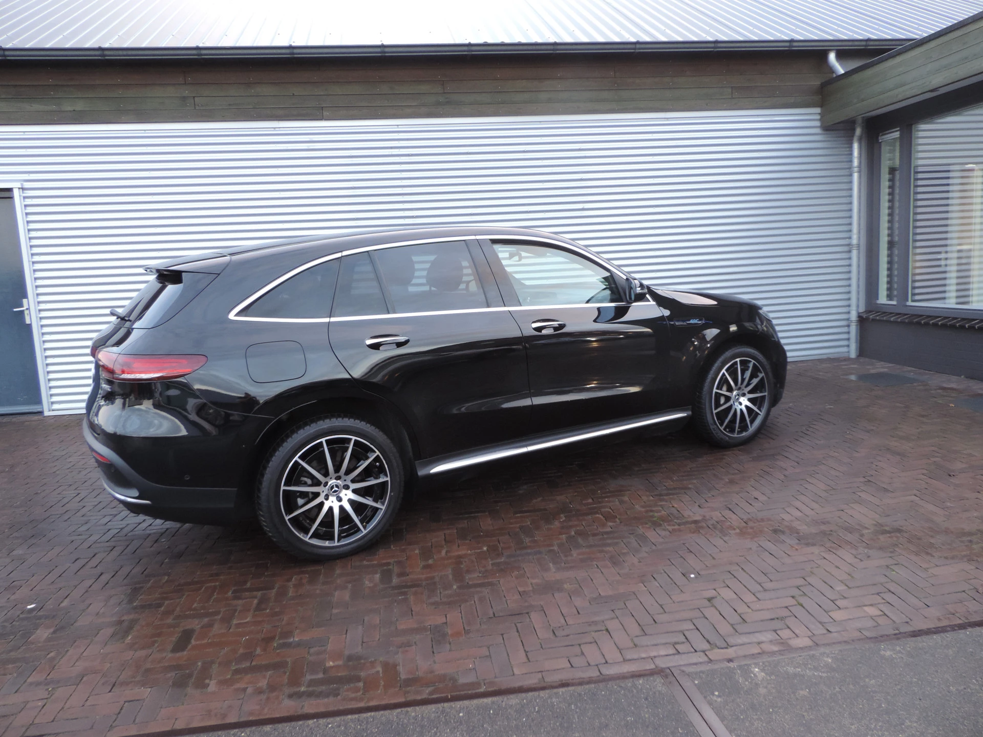 Hoofdafbeelding Mercedes-Benz EQC