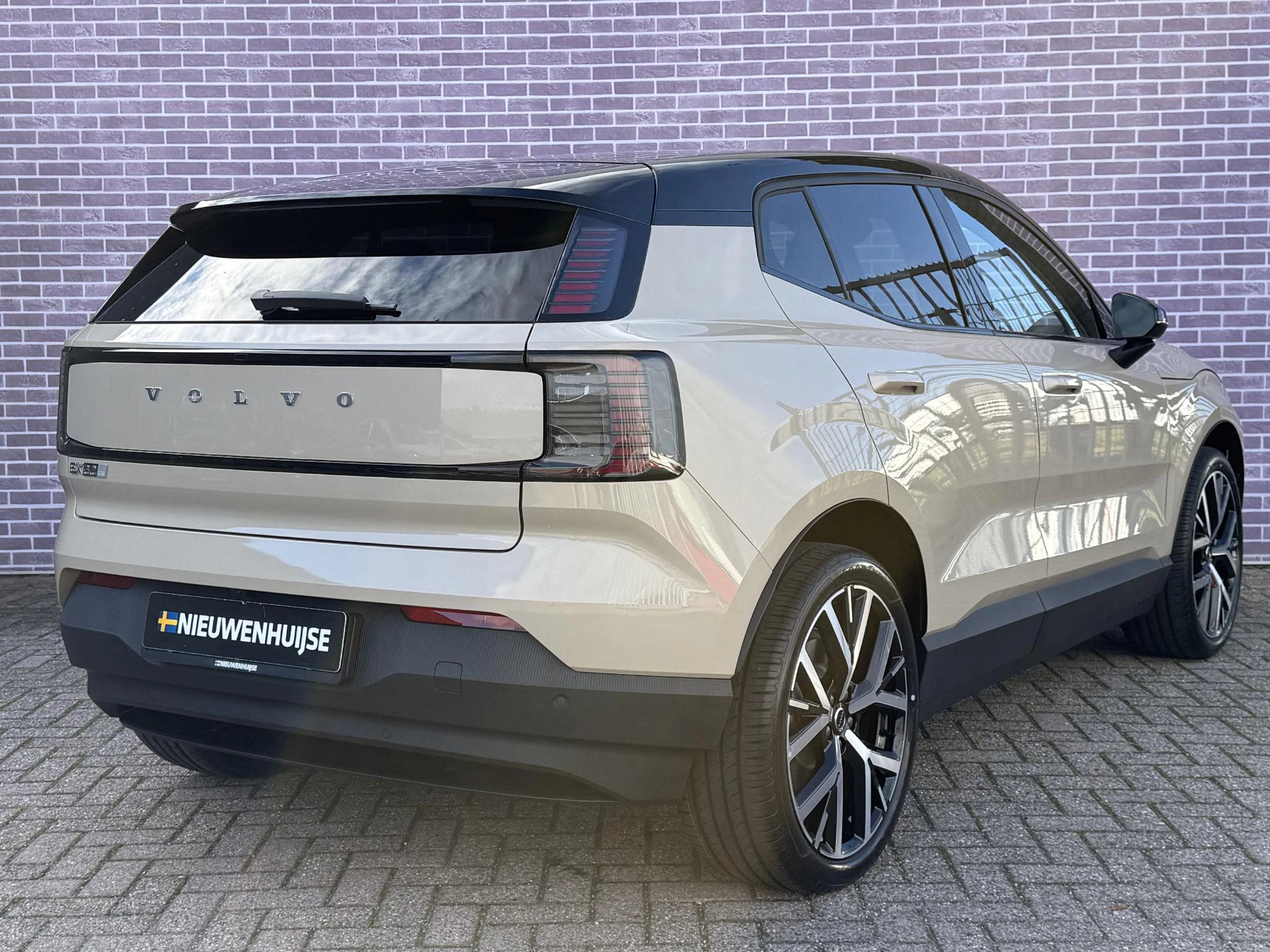 Hoofdafbeelding Volvo EX30