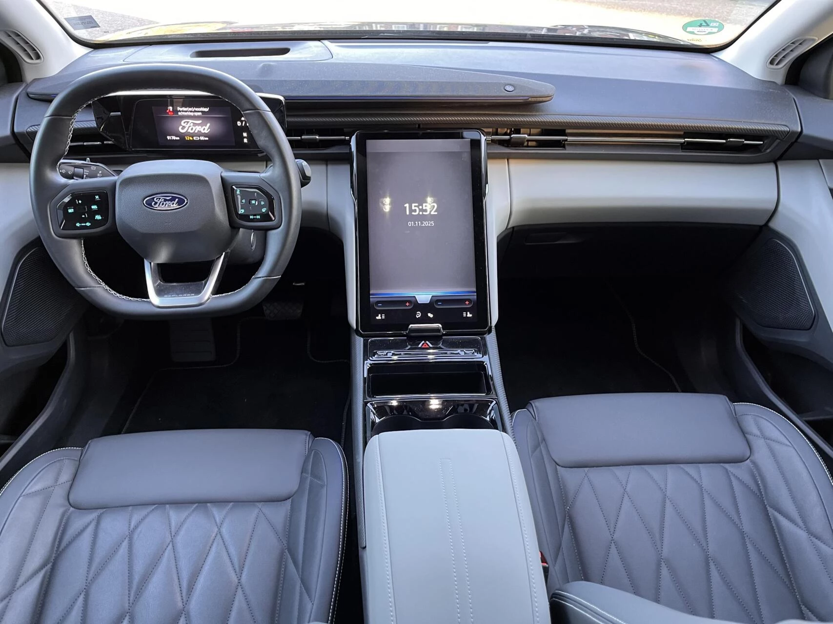 Hoofdafbeelding Ford Explorer