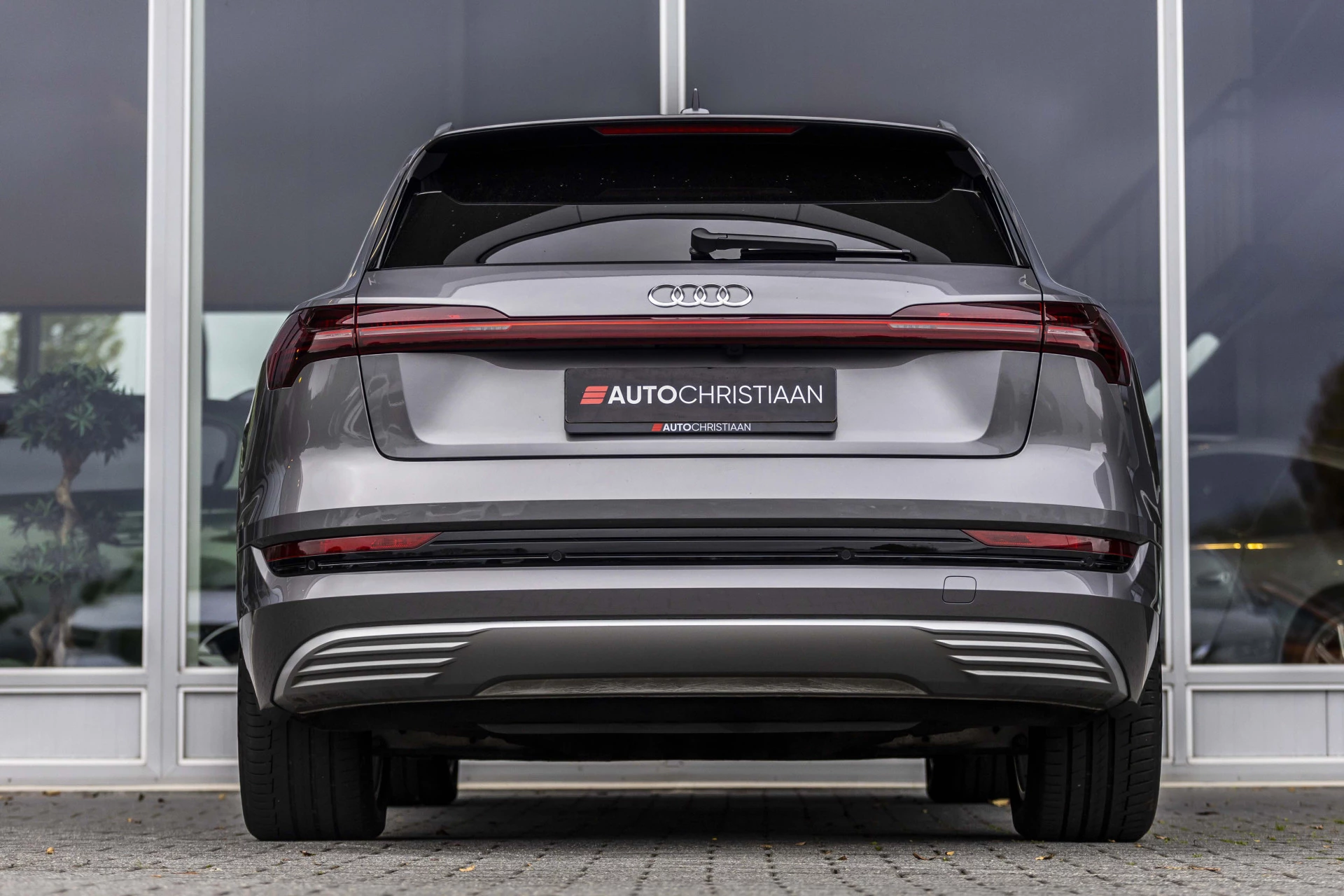 Hoofdafbeelding Audi e-tron