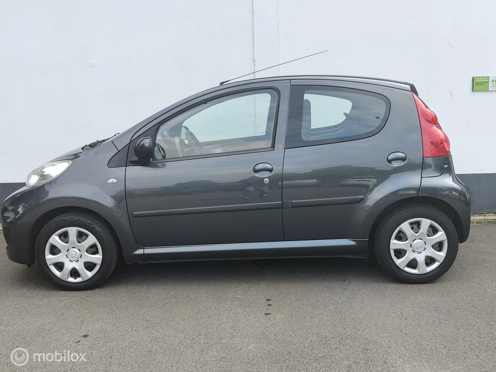Hoofdafbeelding Peugeot 107