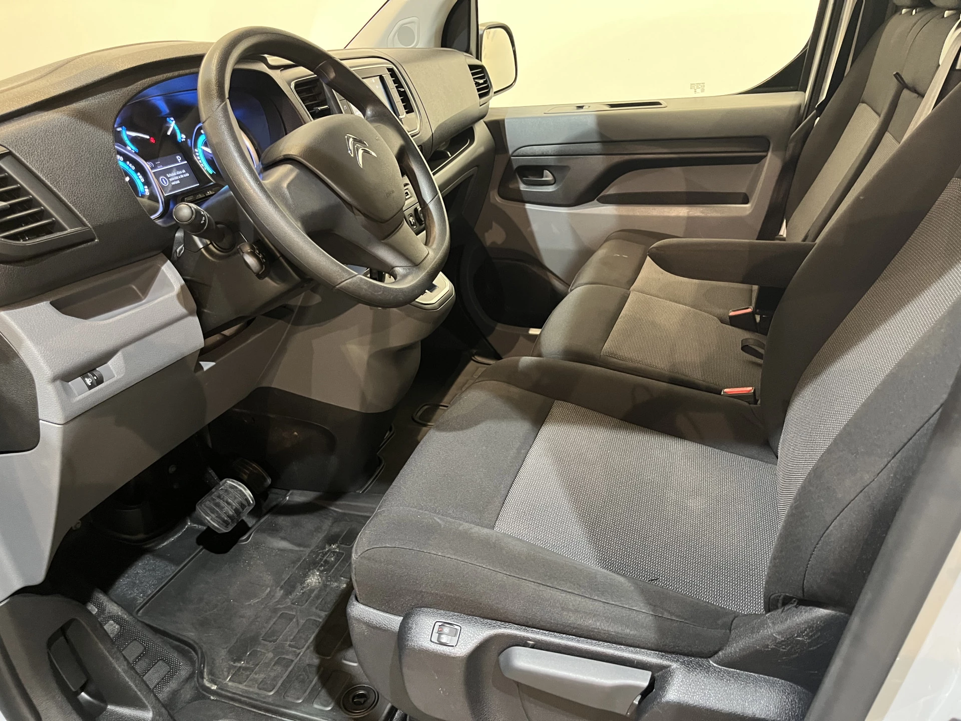 Hoofdafbeelding Peugeot e-Expert