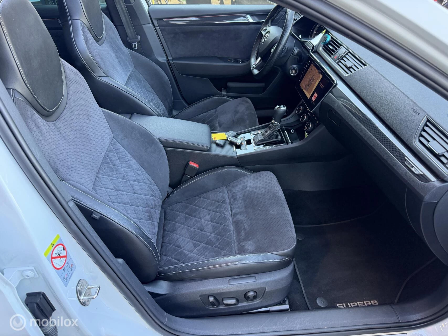 Hoofdafbeelding Škoda Superb