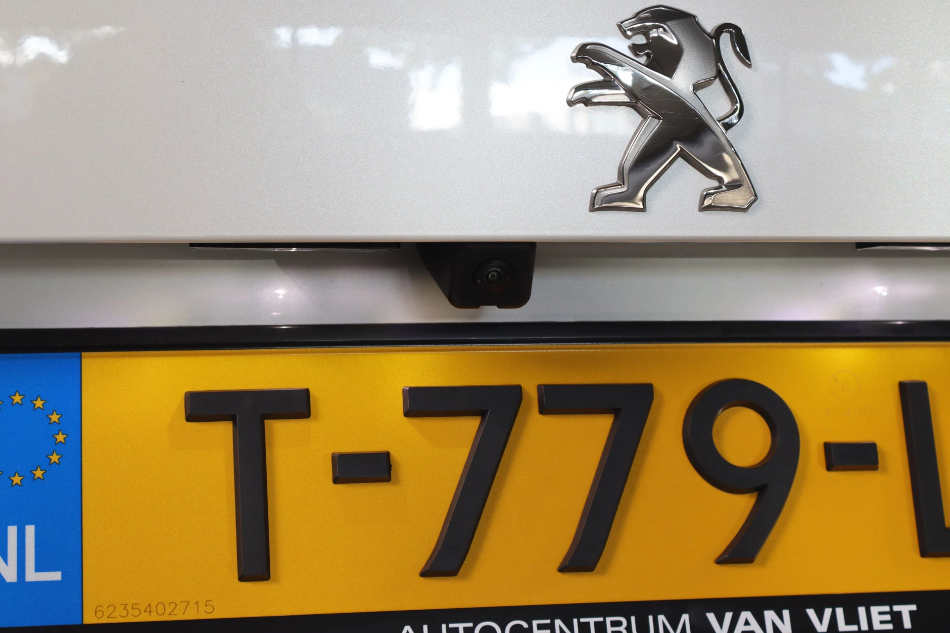 Hoofdafbeelding Peugeot e-2008