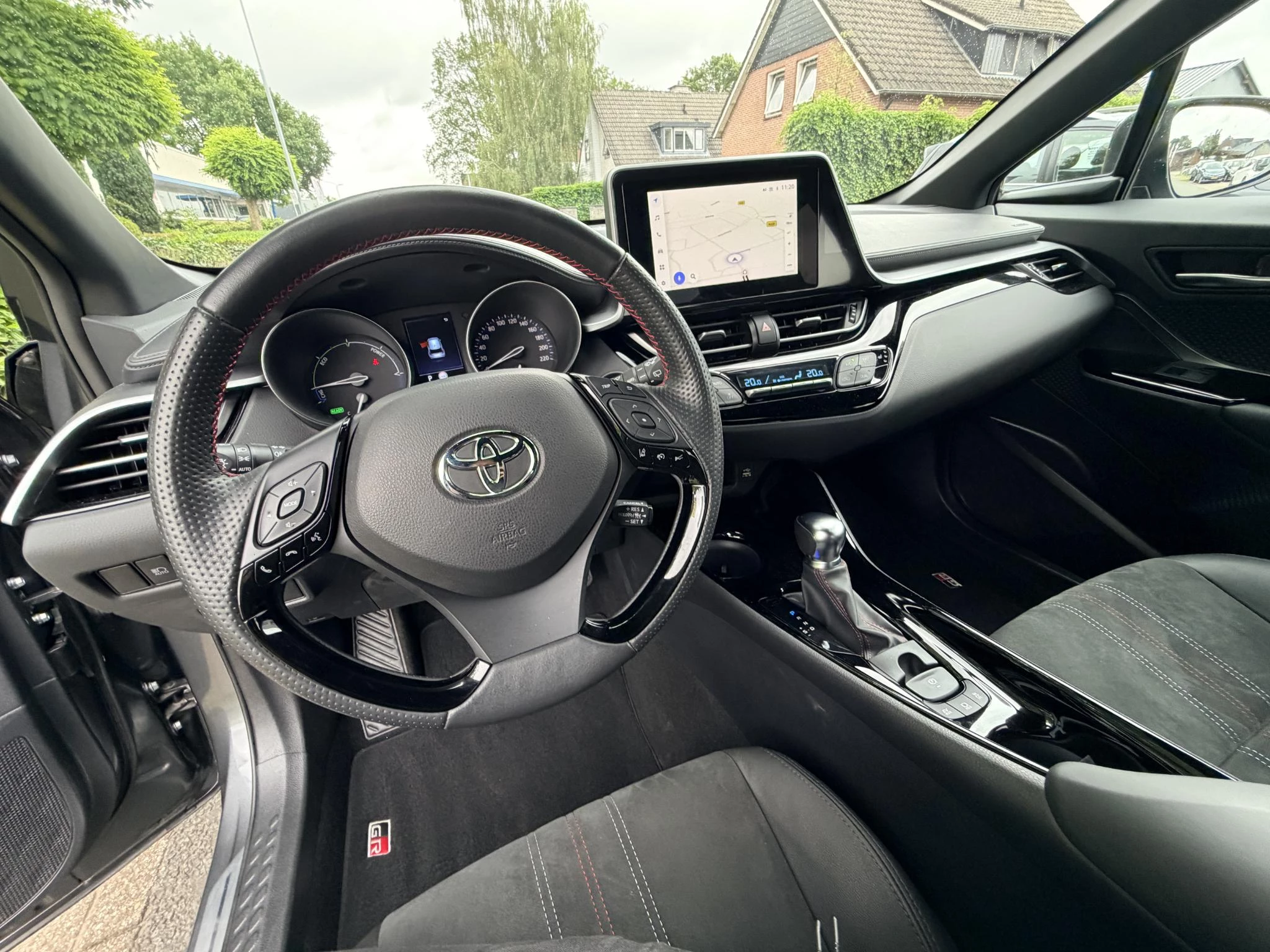 Hoofdafbeelding Toyota C-HR