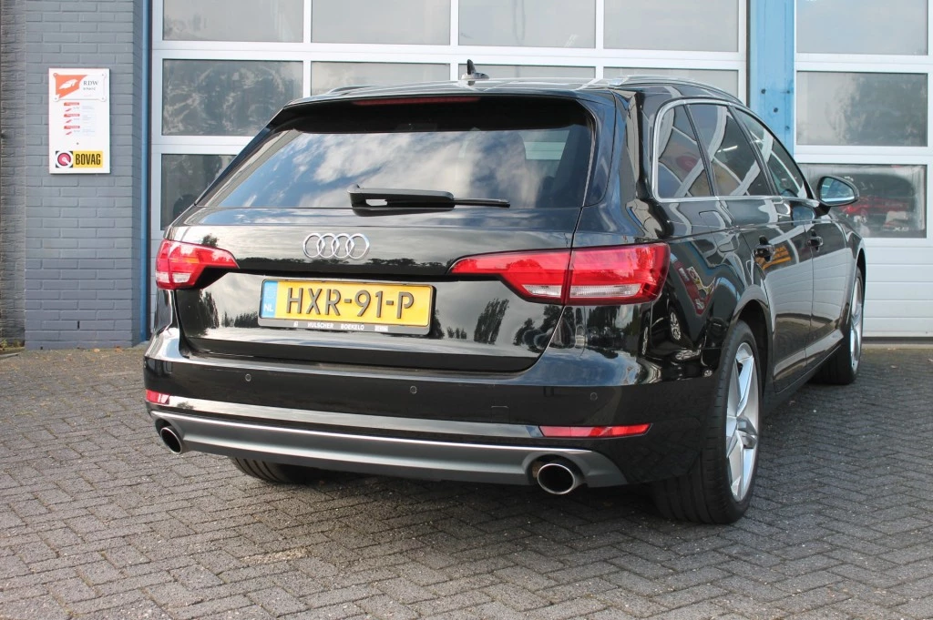 Hoofdafbeelding Audi A4