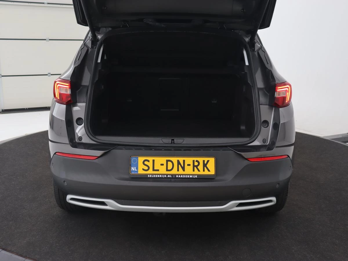 Hoofdafbeelding Opel Grandland X