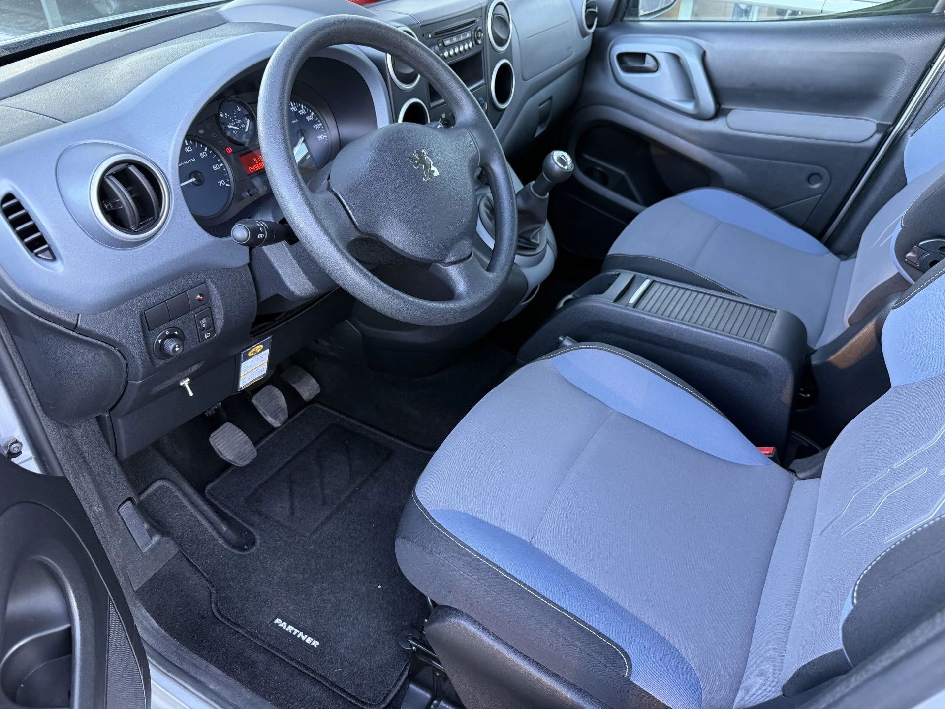 Hoofdafbeelding Peugeot Partner