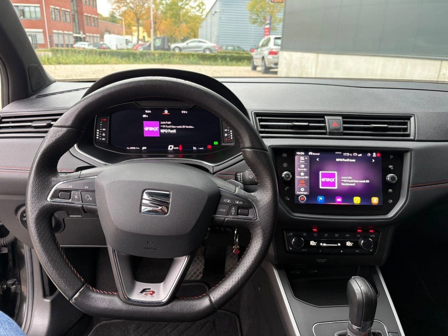 Hoofdafbeelding SEAT Arona