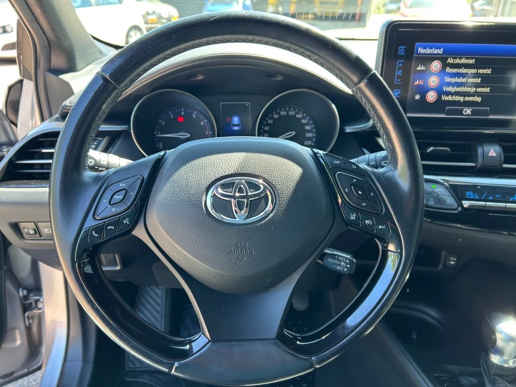 Hoofdafbeelding Toyota C-HR