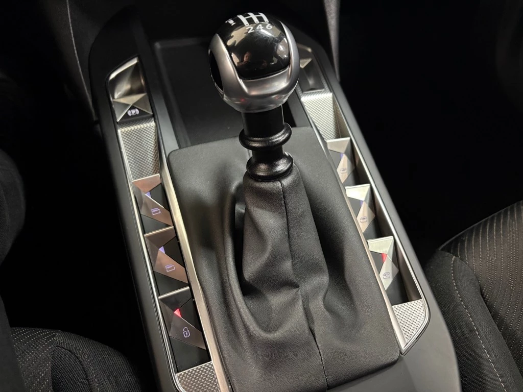 Hoofdafbeelding DS DS 3