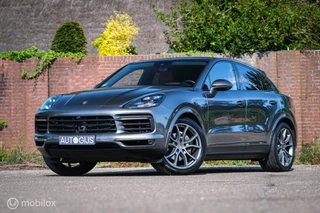 Porsche Cayenne Coupé 3.0 E-Hybrid | Dealer OH | Meesturende As | Sportchono | Stoelkoeling | Dubbel glas | Trekhaak | Panorama | LED | Adaptive | NL auto NAP |