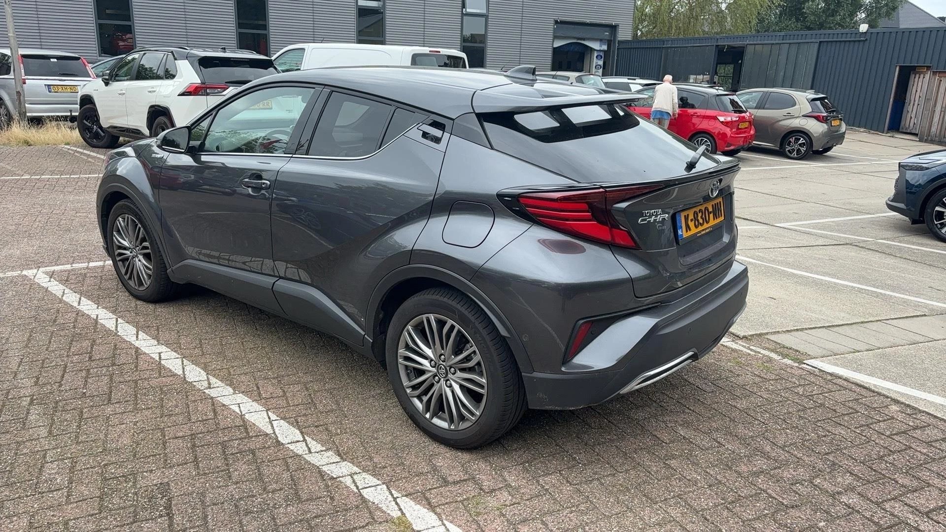 Hoofdafbeelding Toyota C-HR