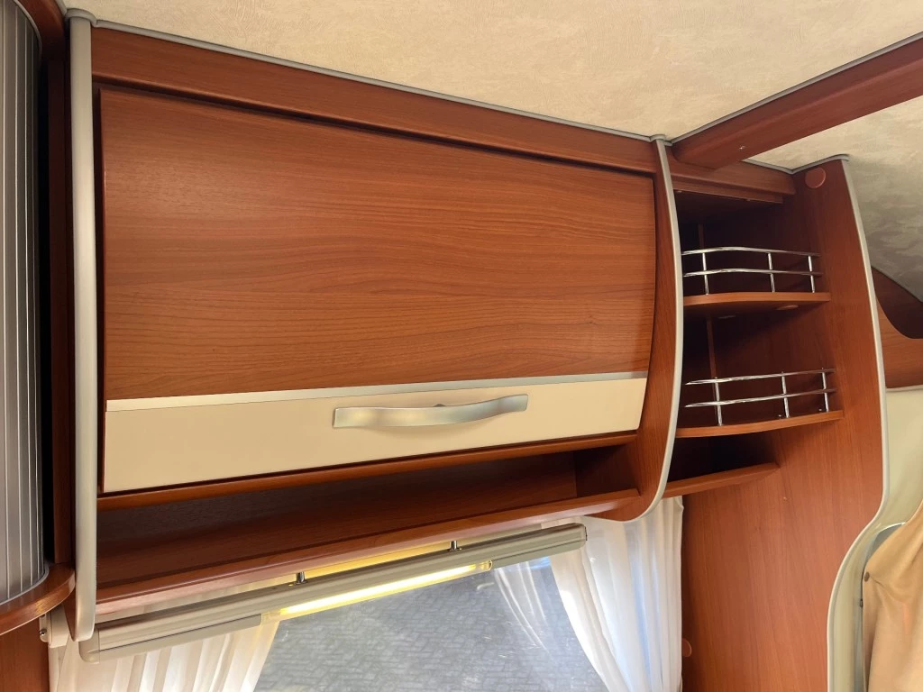 Hoofdafbeelding McLouis P700 Steel 563 Airco Cruise