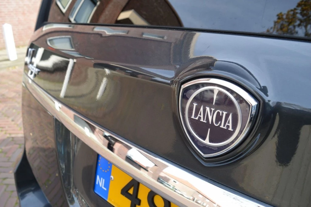 Hoofdafbeelding Lancia Voyager