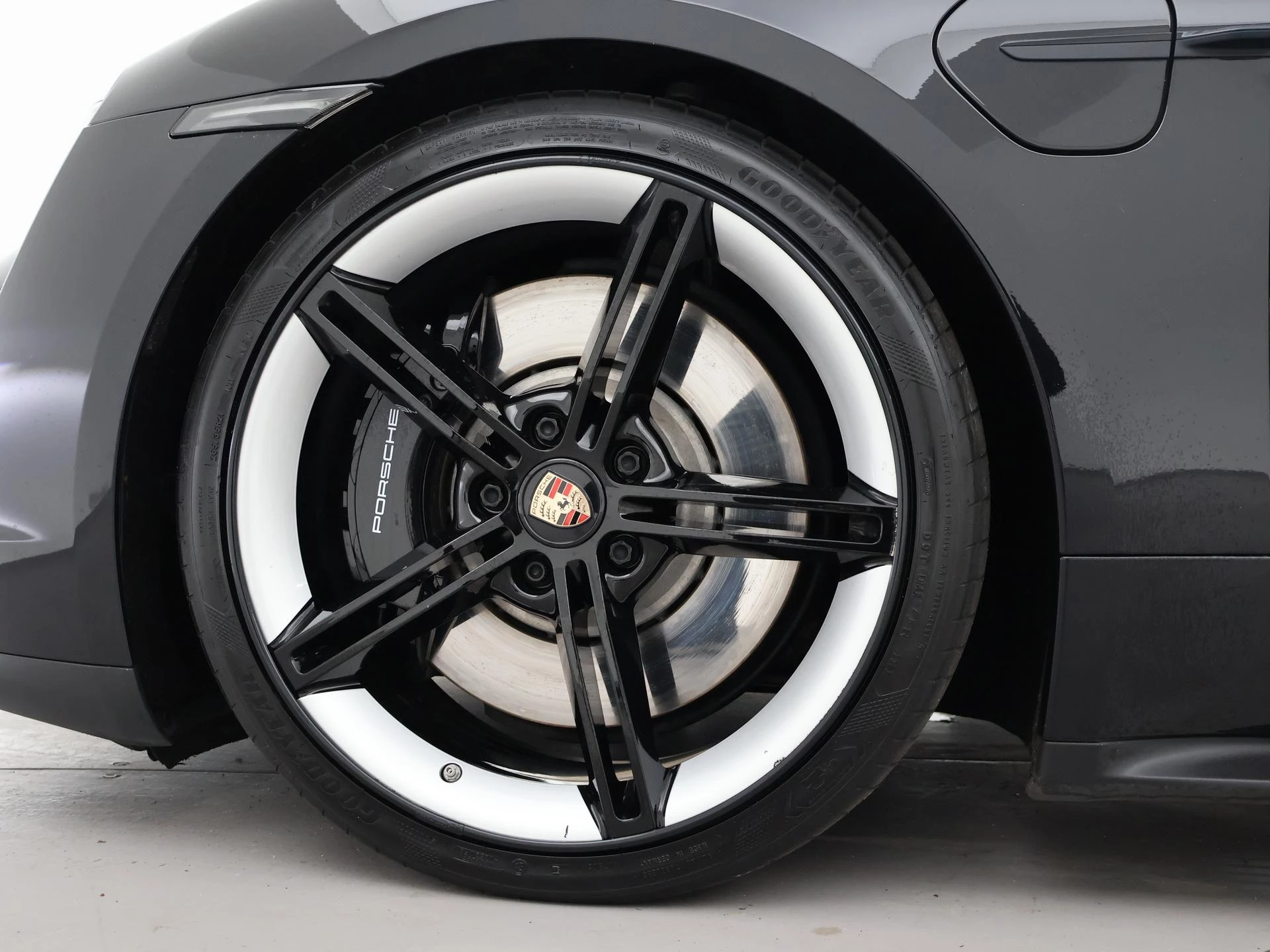 Hoofdafbeelding Porsche Taycan