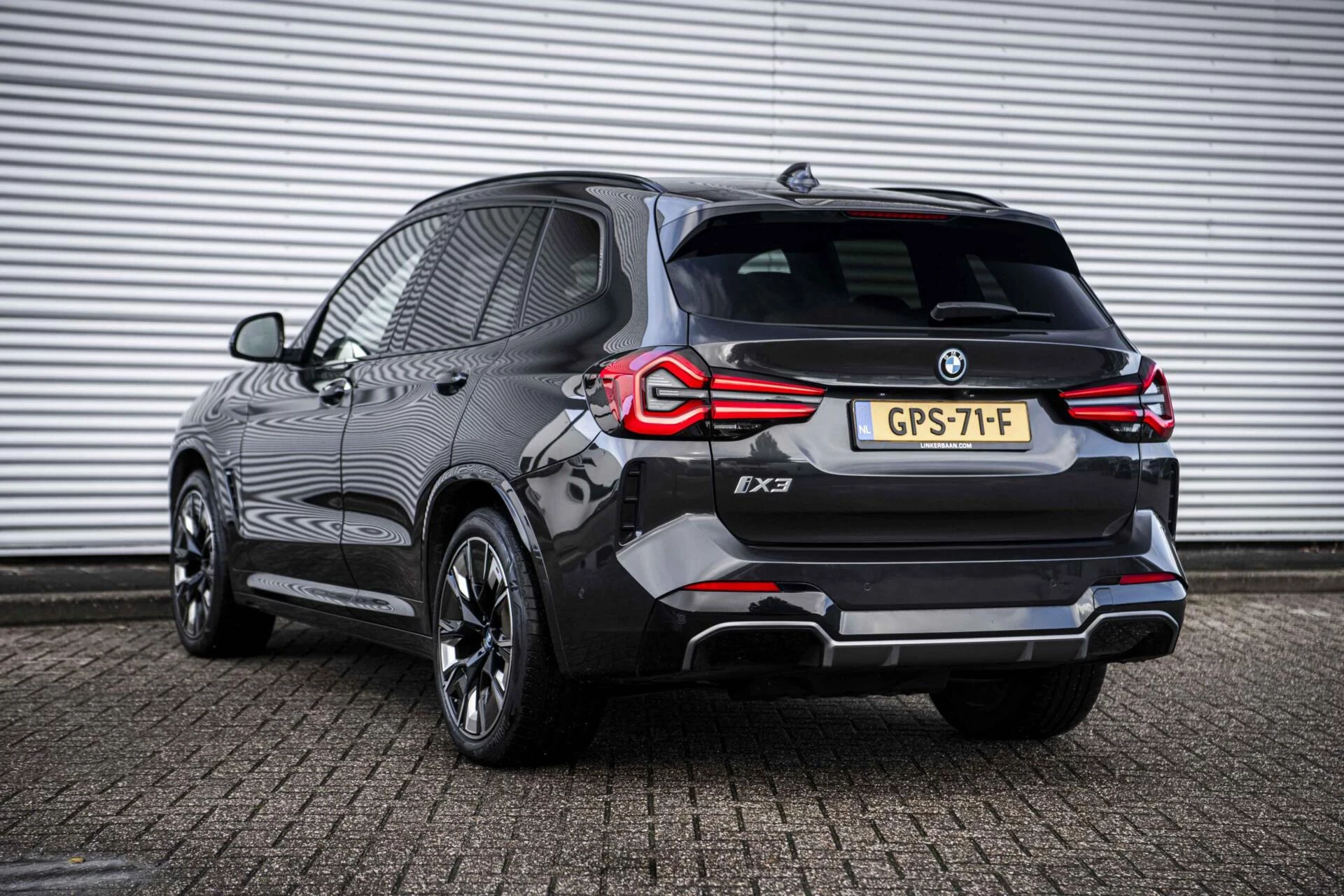 Hoofdafbeelding BMW iX3
