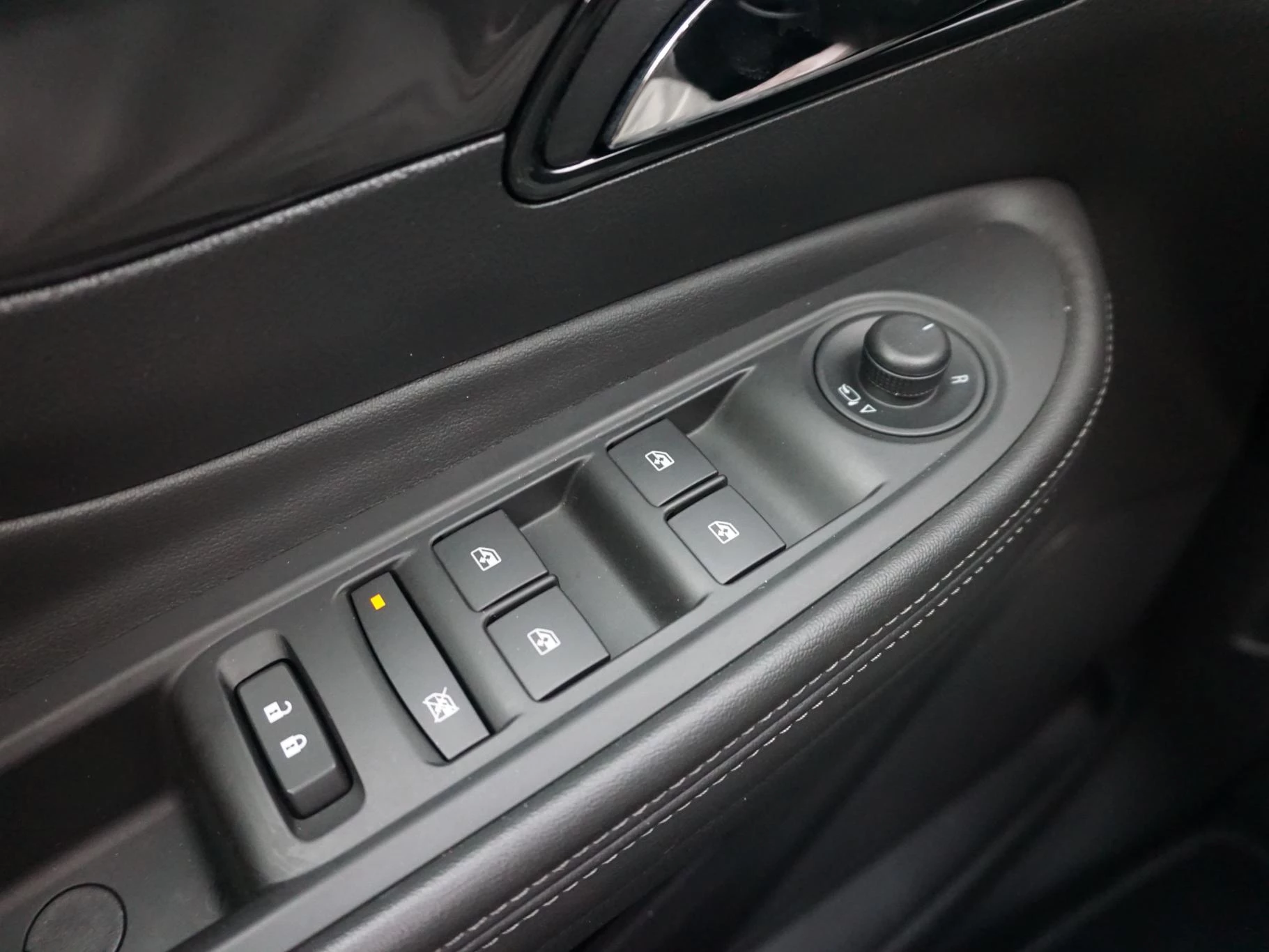 Hoofdafbeelding Opel Mokka X