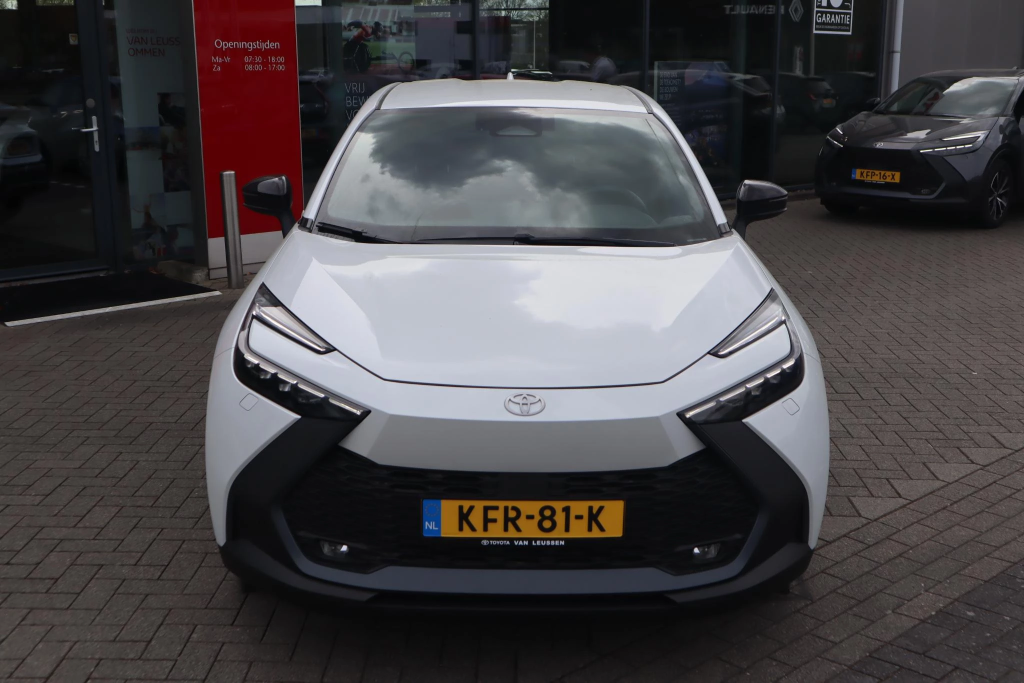 Hoofdafbeelding Toyota C-HR