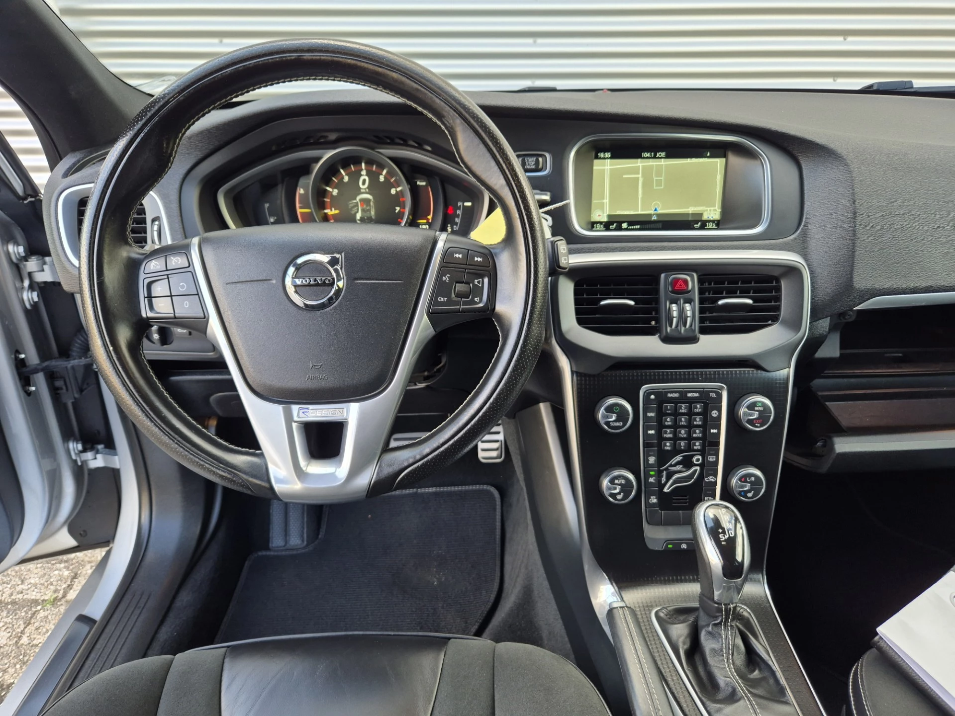 Hoofdafbeelding Volvo V40