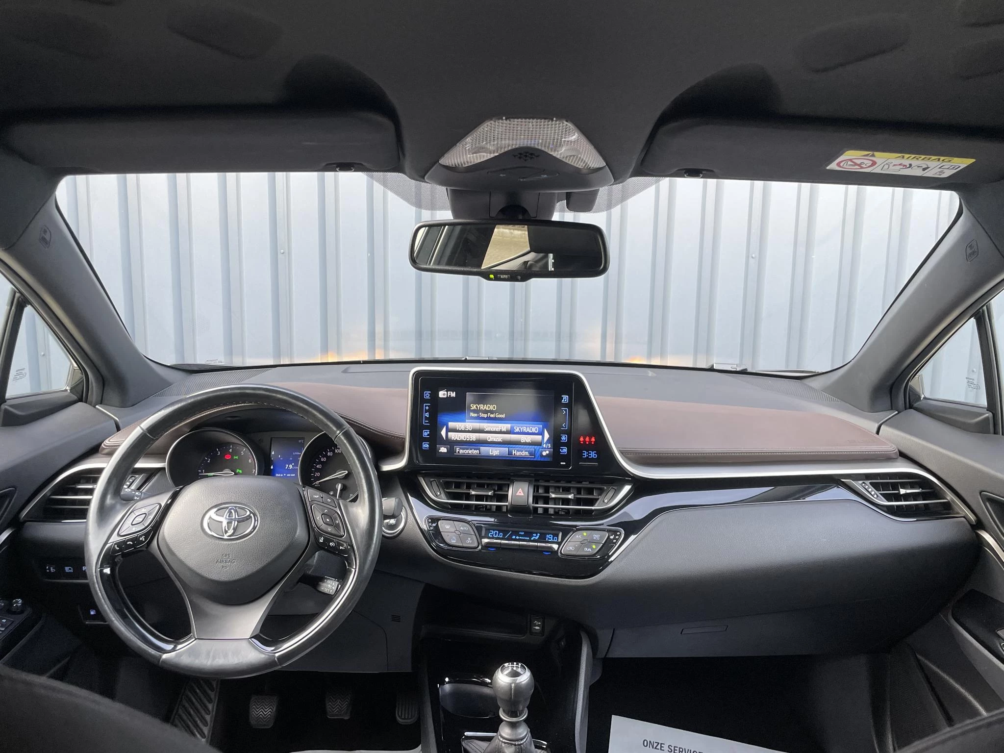 Hoofdafbeelding Toyota C-HR