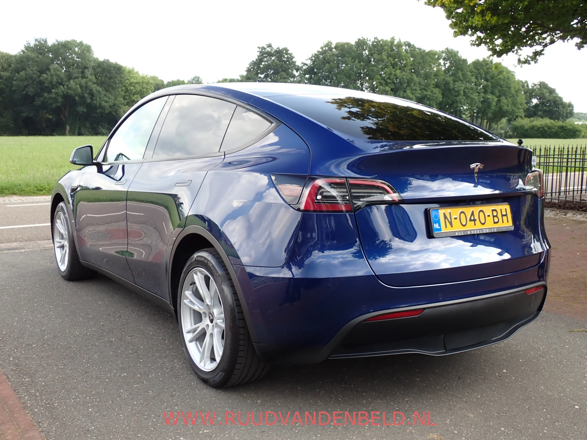 Hoofdafbeelding Tesla Model Y