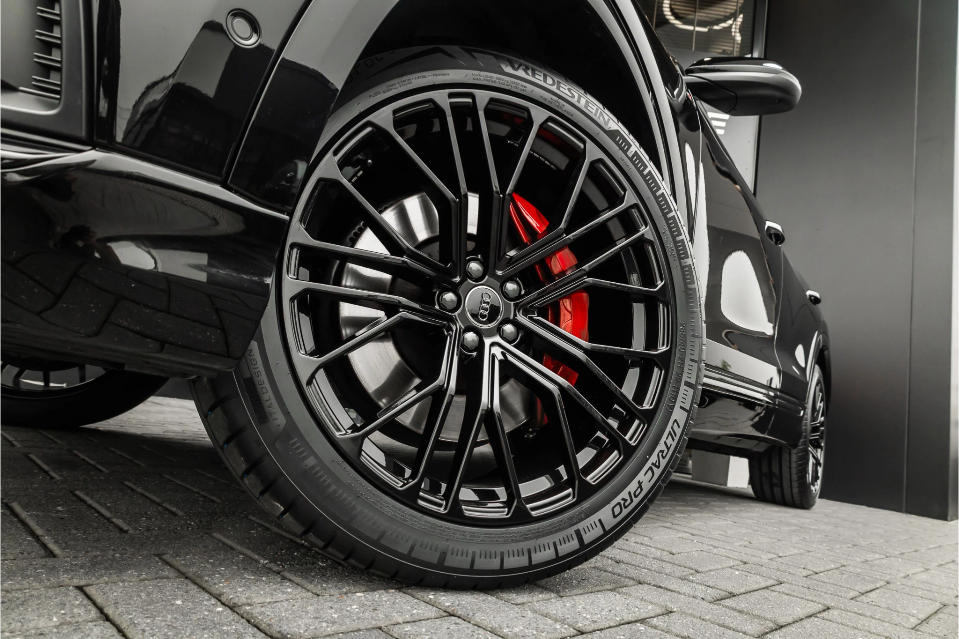Hoofdafbeelding Audi Q8