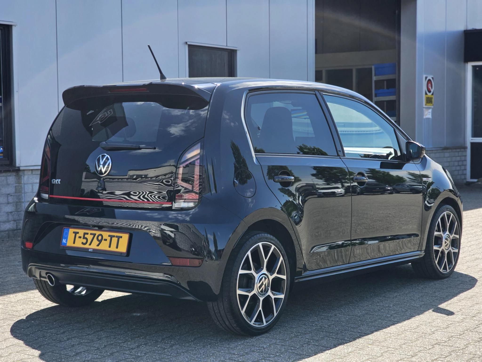 Hoofdafbeelding Volkswagen up!
