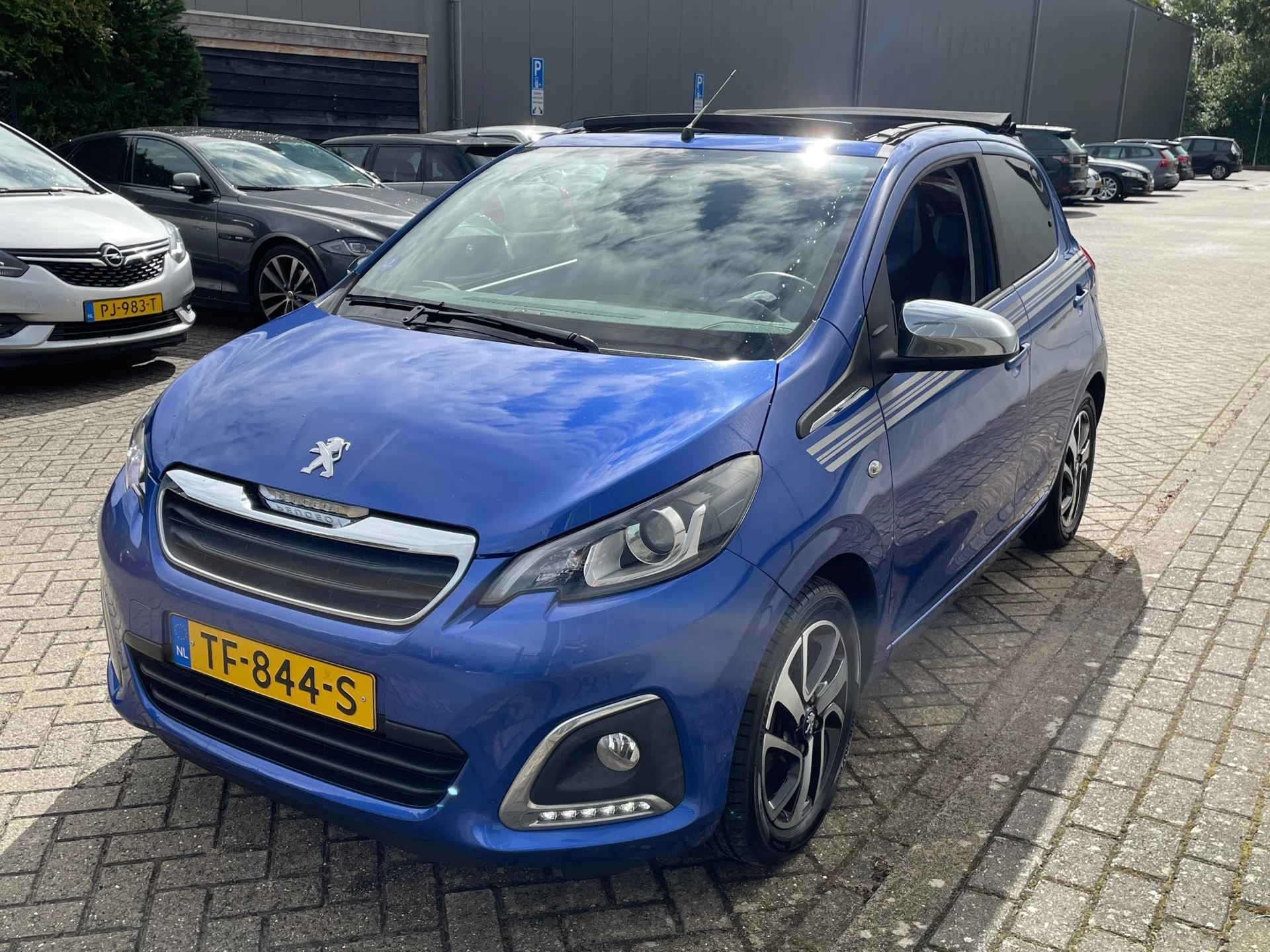 Hoofdafbeelding Peugeot 108