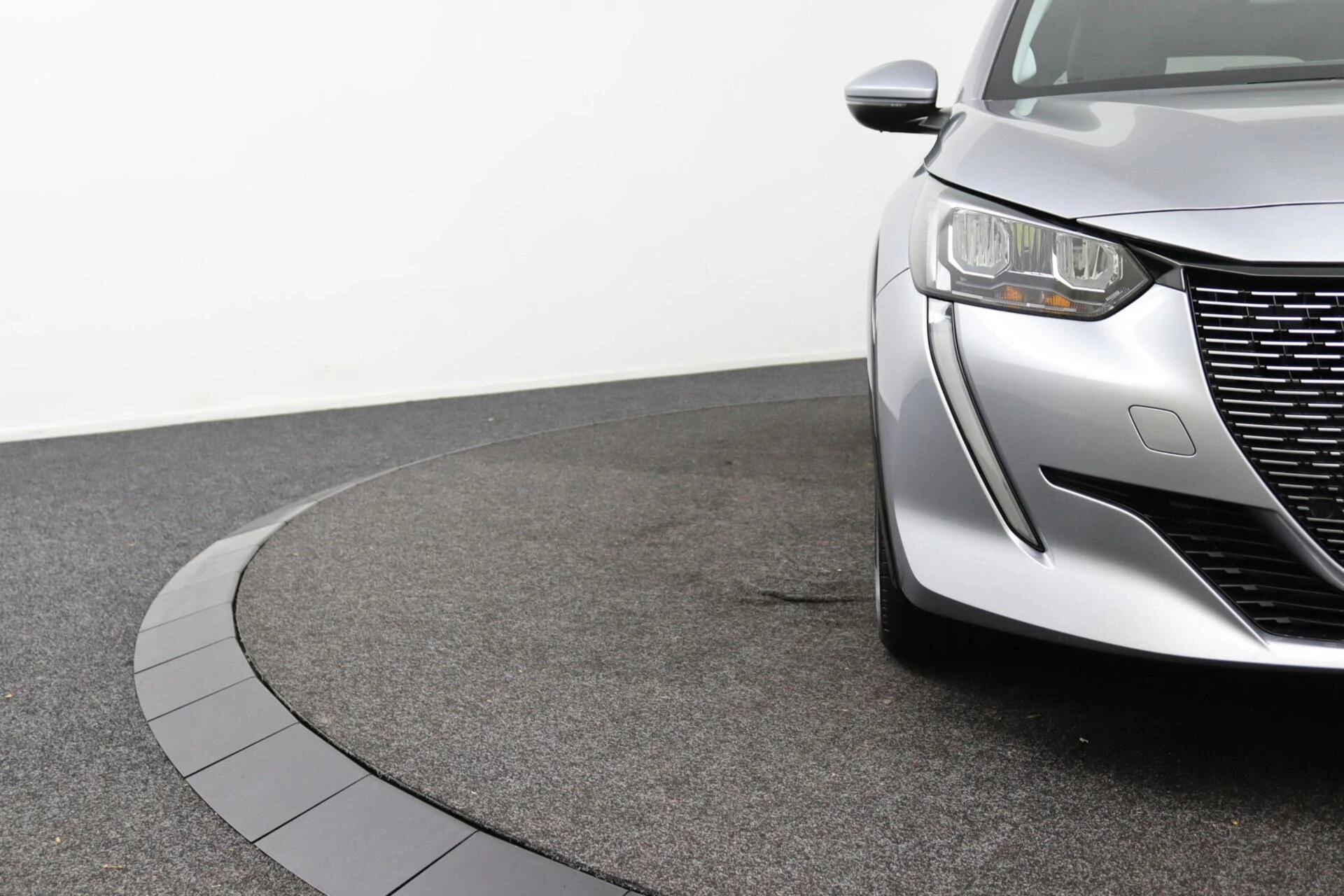 Hoofdafbeelding Peugeot e-208