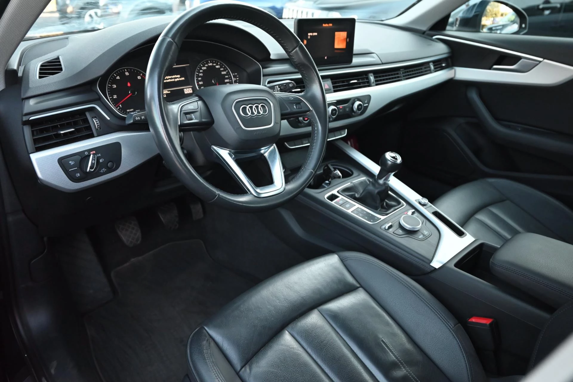 Hoofdafbeelding Audi A4