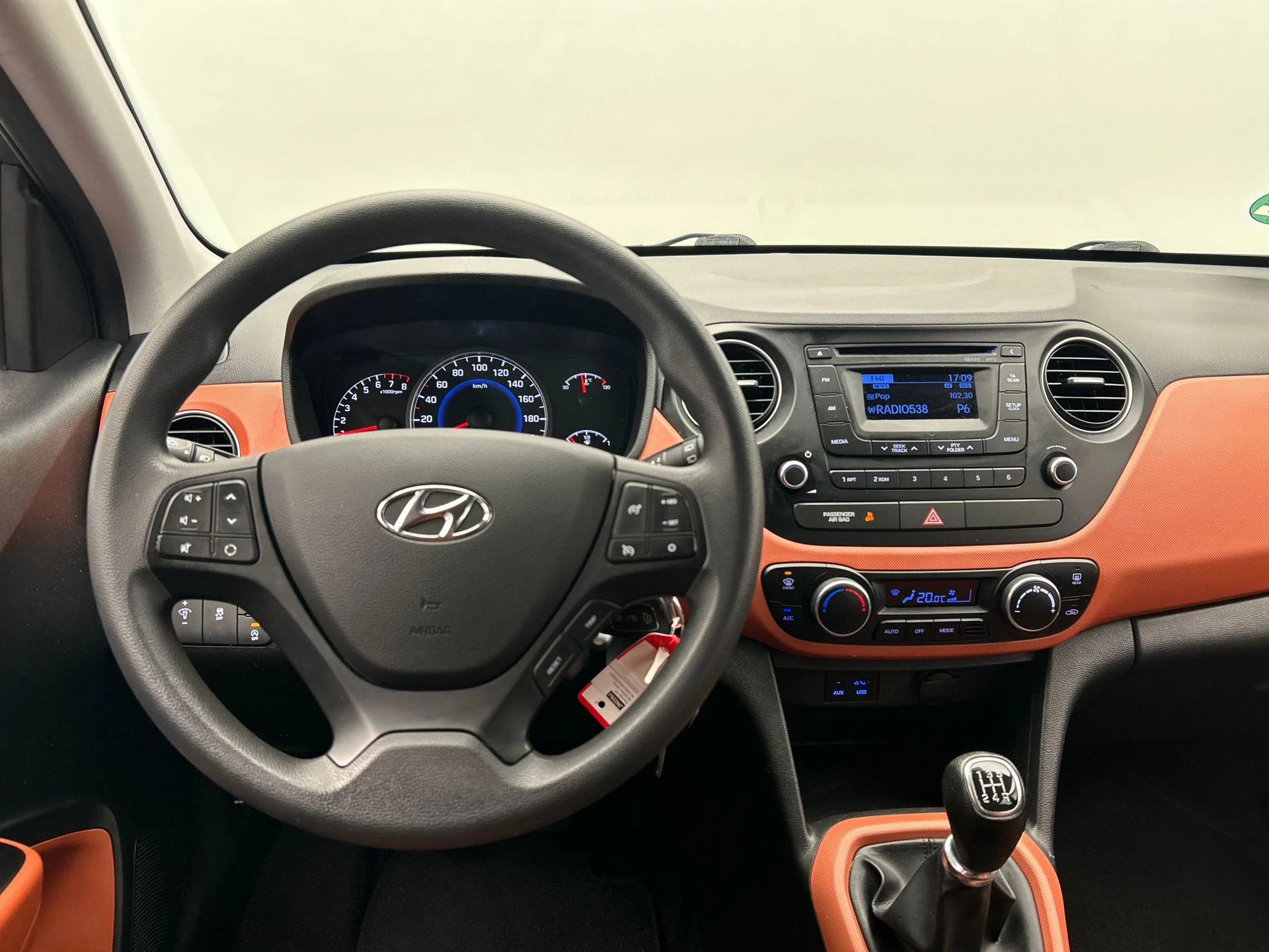 Hoofdafbeelding Hyundai i10