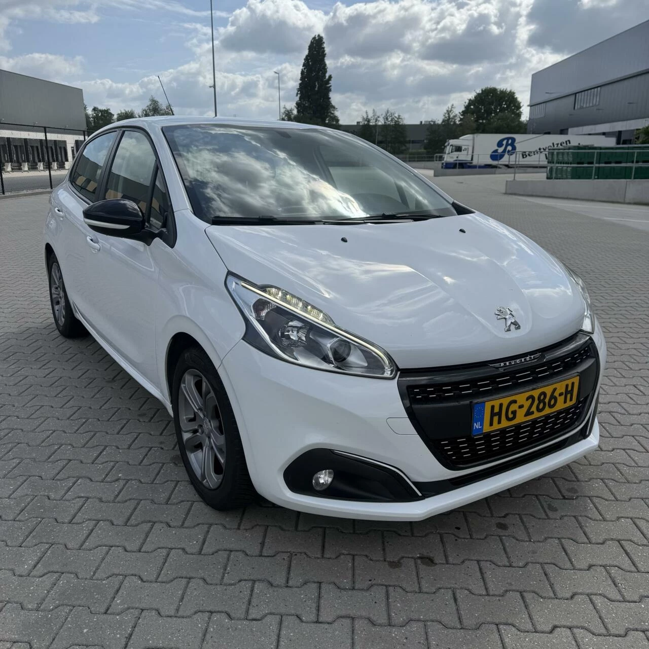 Hoofdafbeelding Peugeot 208