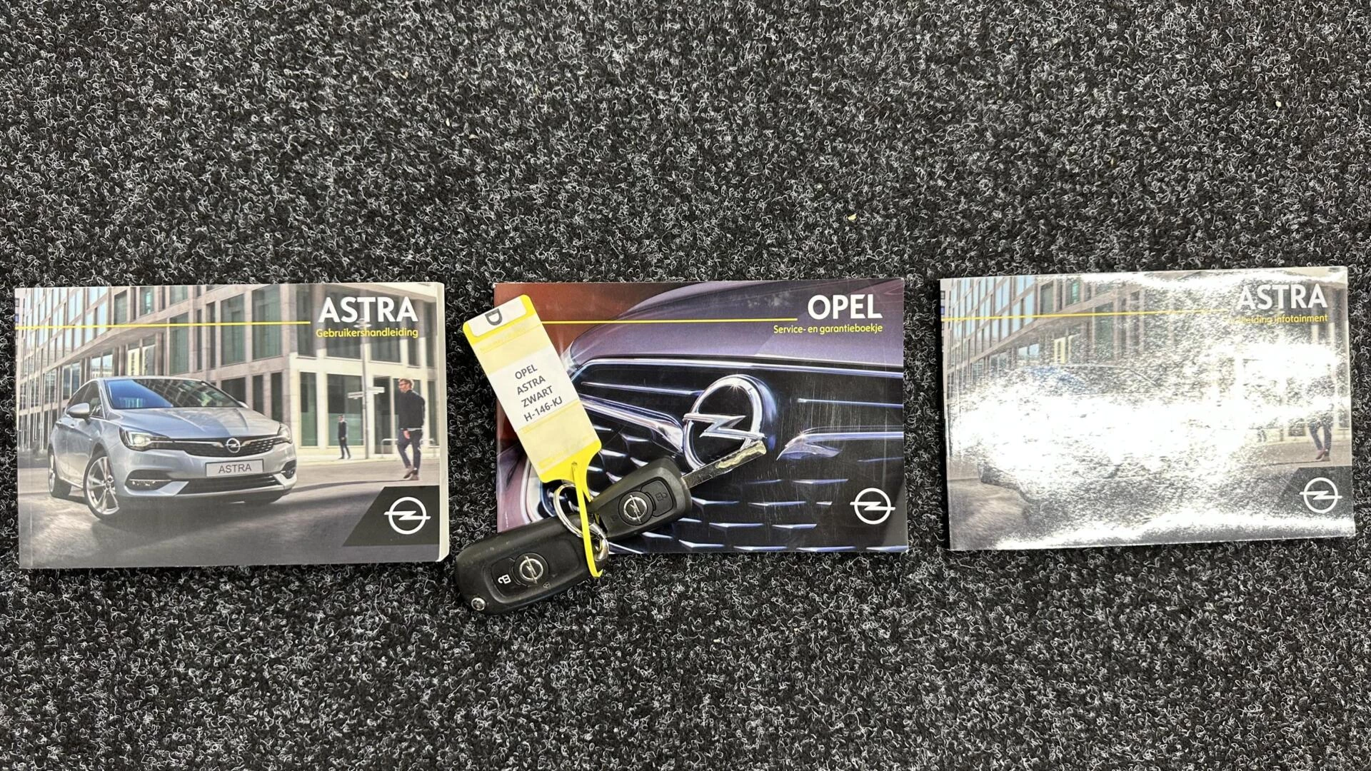 Hoofdafbeelding Opel Astra