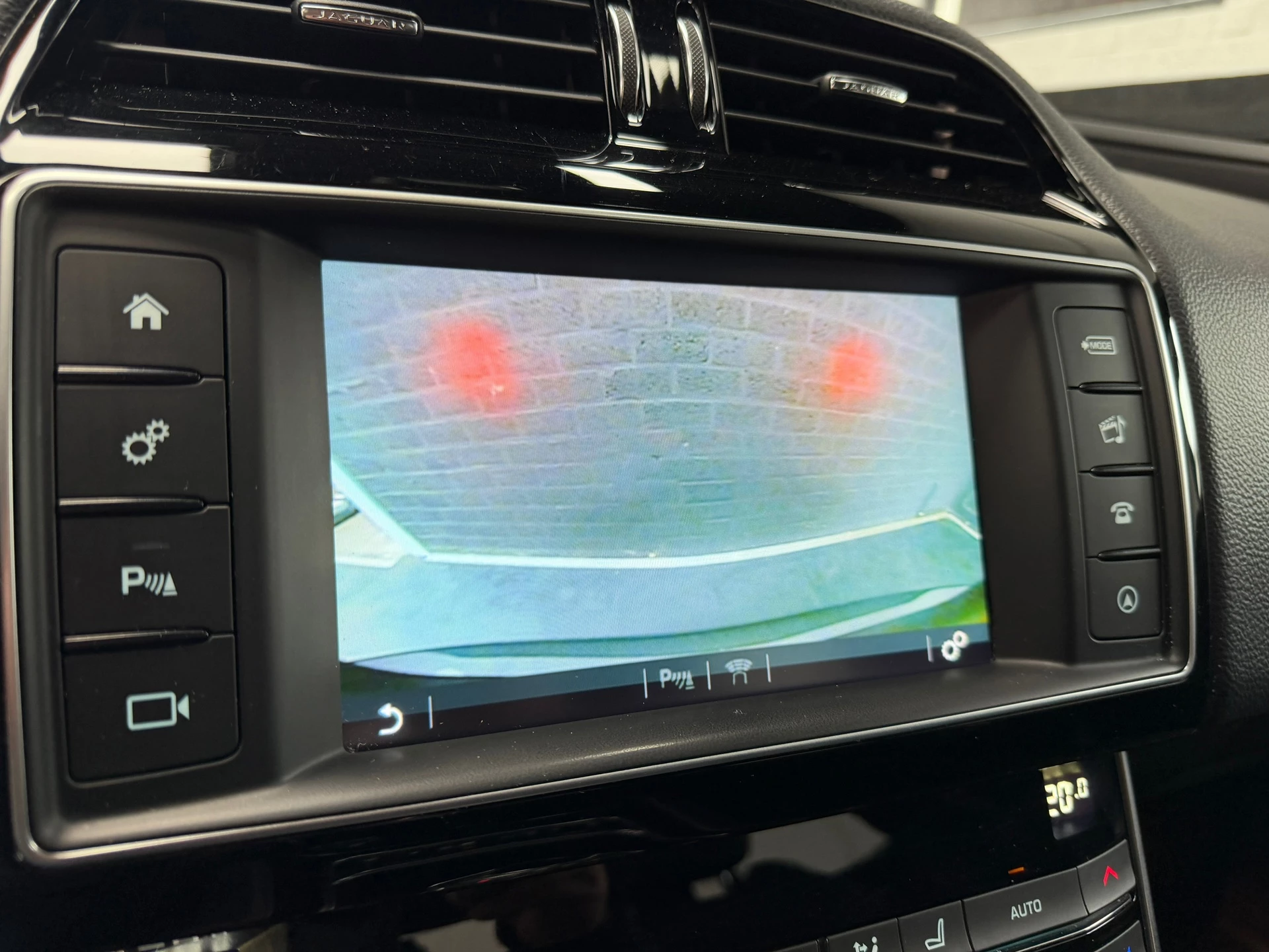 Hoofdafbeelding Jaguar XE