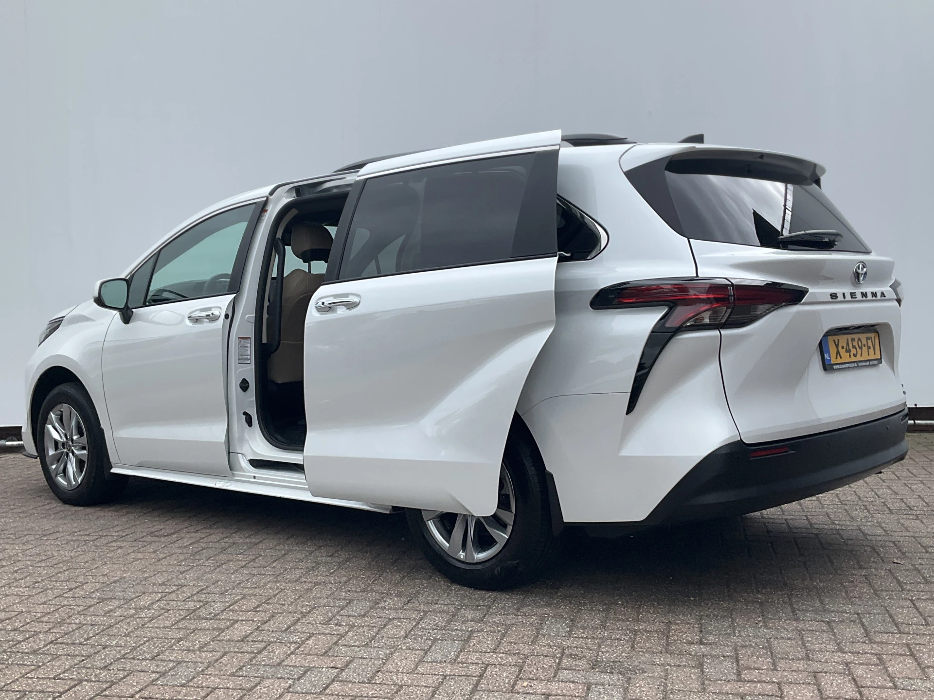 Hoofdafbeelding Toyota Sienna