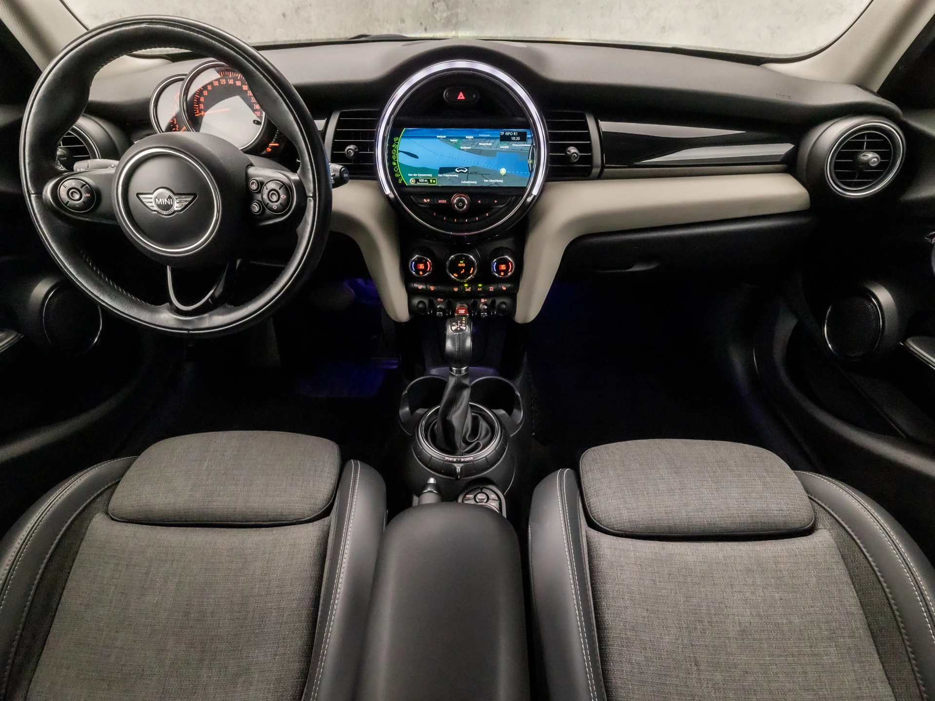 Hoofdafbeelding MINI Cooper