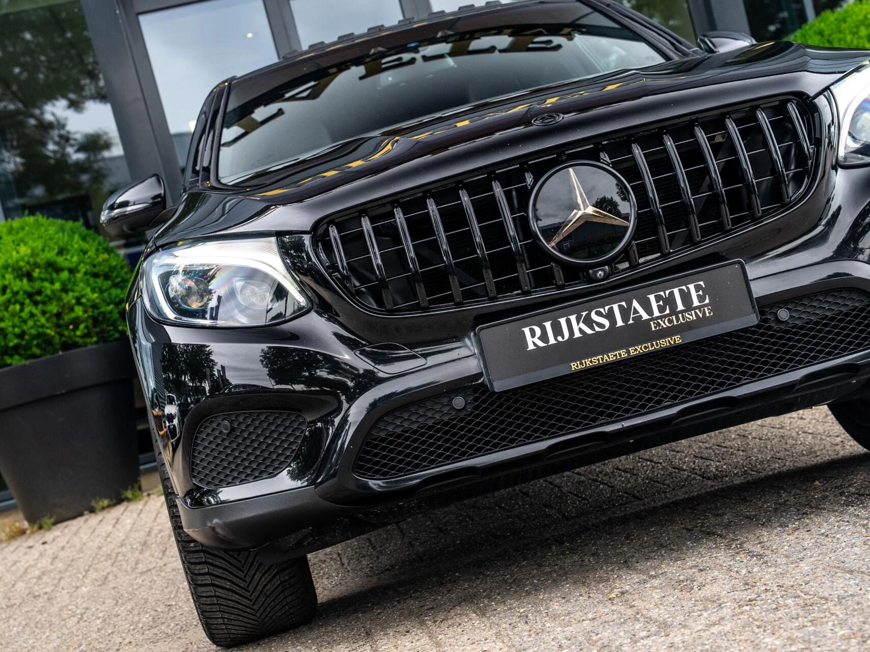 Hoofdafbeelding Mercedes-Benz GLC