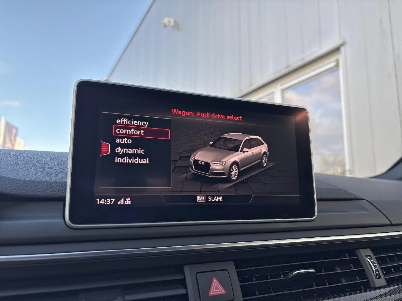 Hoofdafbeelding Audi A4