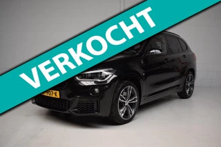 BMW X1 SDrive20i M-SPORT ORG.NED / CAMERA / TREKHAAK / LEER / CARPLAY / SFEERVERLICHTING / 19INCH / HEAD-UP / DEALER-ONDERHOUDEN