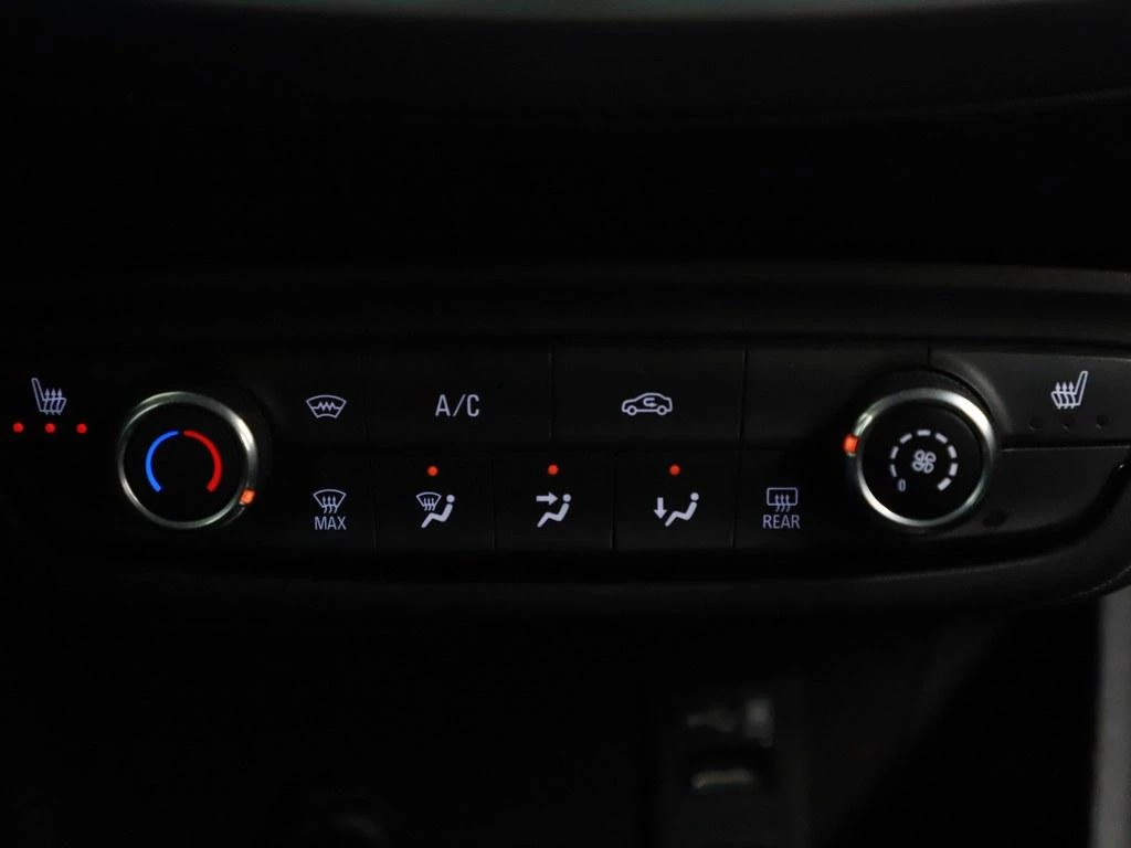 Hoofdafbeelding Opel Crossland X