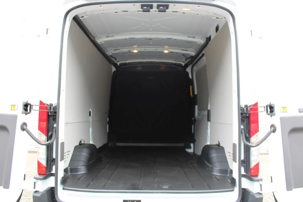 Hoofdafbeelding Ford E-Transit