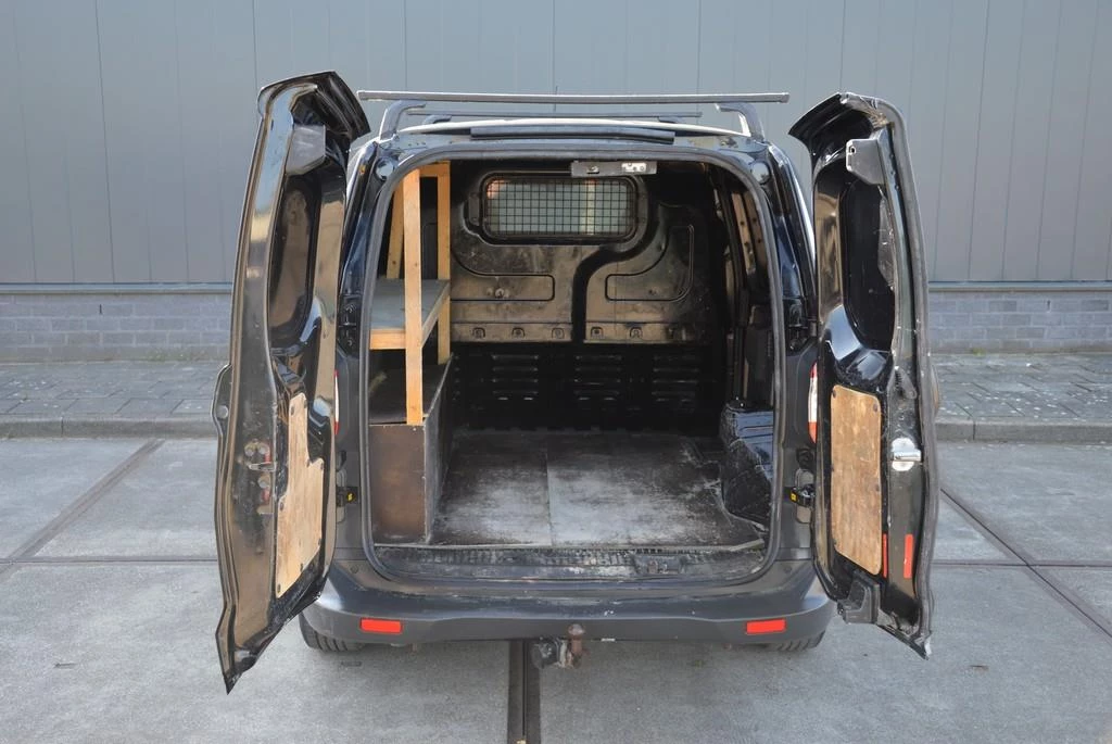 Hoofdafbeelding Ford Transit Courier