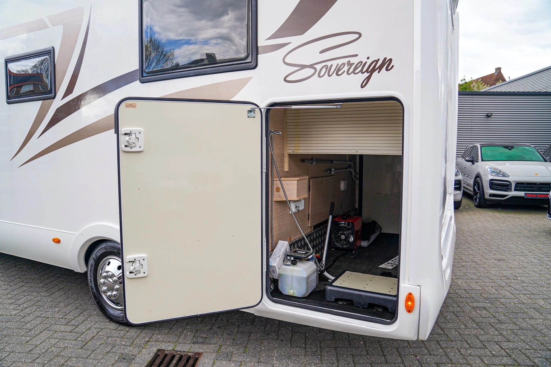 Hoofdafbeelding McLouis SOVEREIGN 876