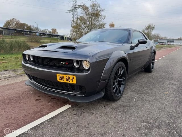 Hoofdafbeelding Dodge Challenger