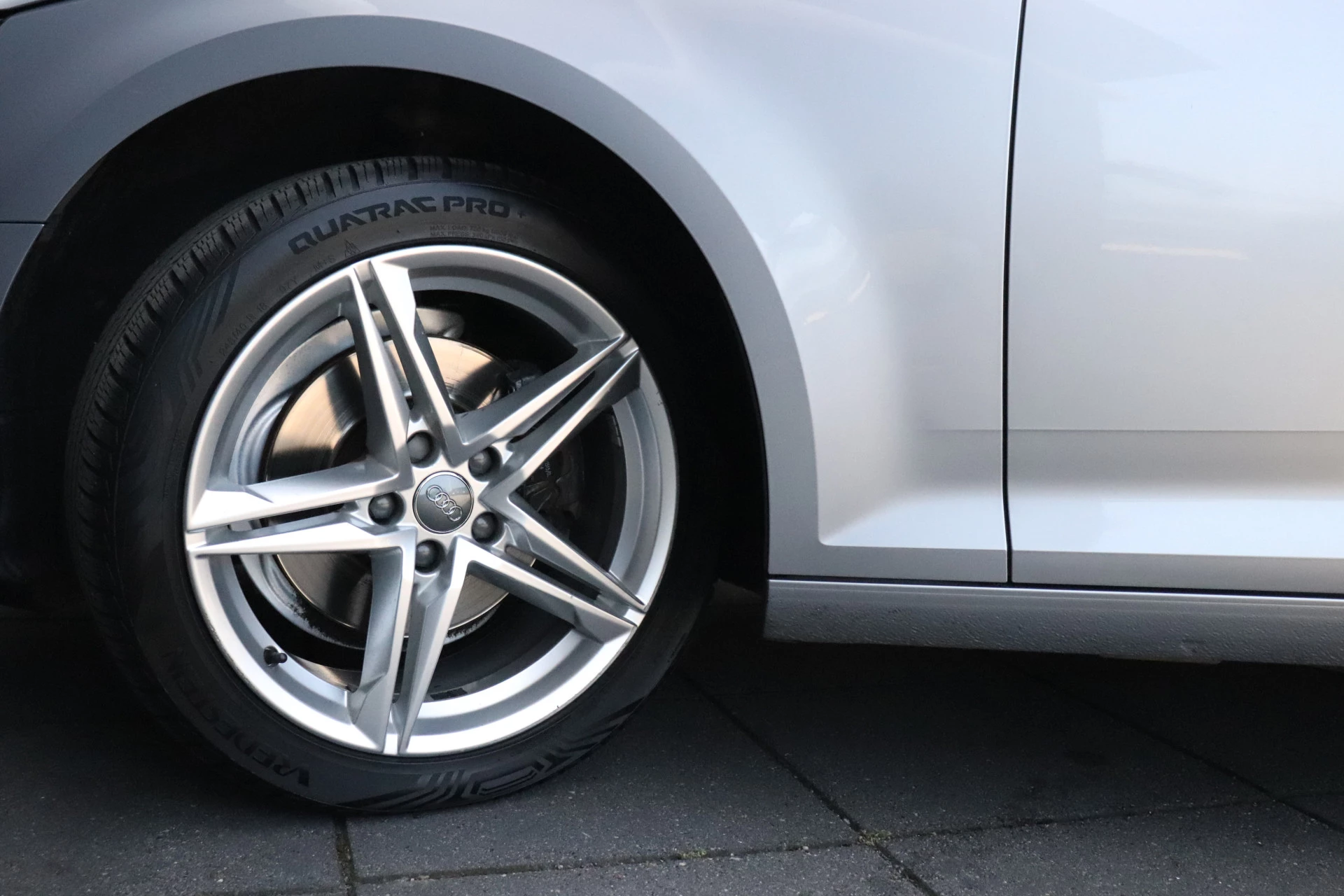 Hoofdafbeelding Audi A4